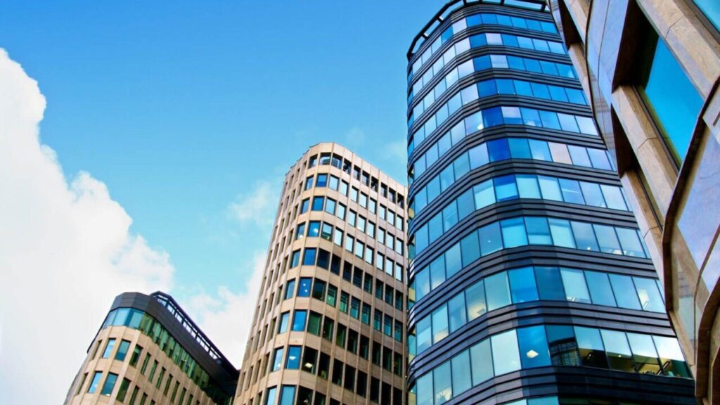 Когда покупать недвижимость по ведической астрологии